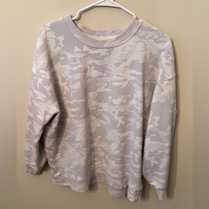EUC Perfectly Oversized Crewneck Sweatshirt In Alpine White Camo